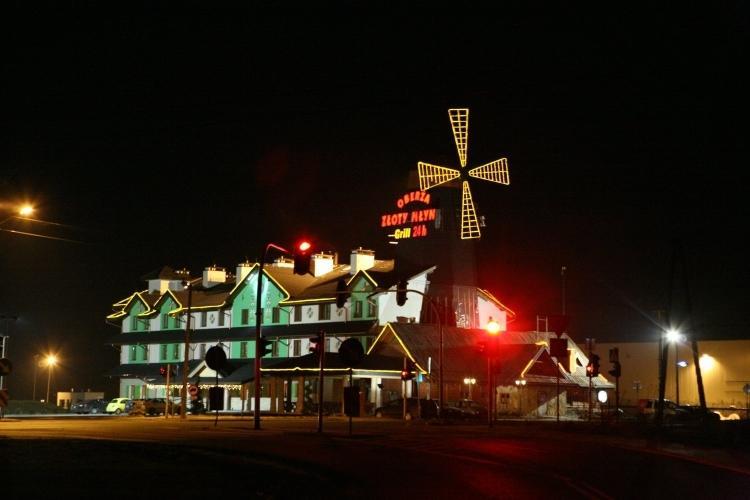 Hotel Zloty Mlyn Majkow Piotrkow Trybunalski Exterior photo