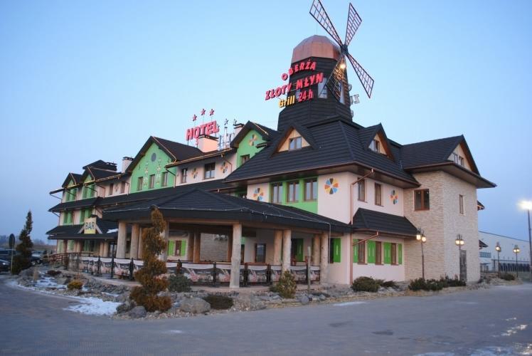 Hotel Zloty Mlyn Majkow Piotrkow Trybunalski Exterior photo