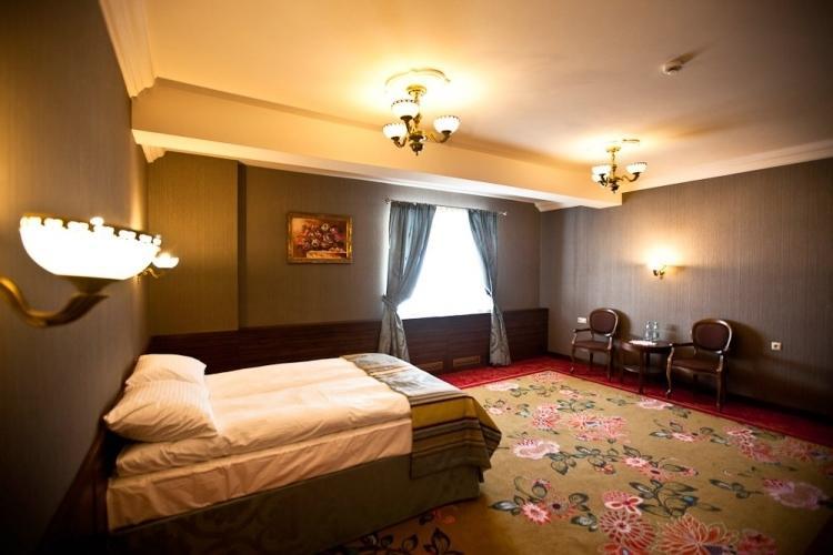 Hotel Zloty Mlyn Majkow Piotrkow Trybunalski Room photo